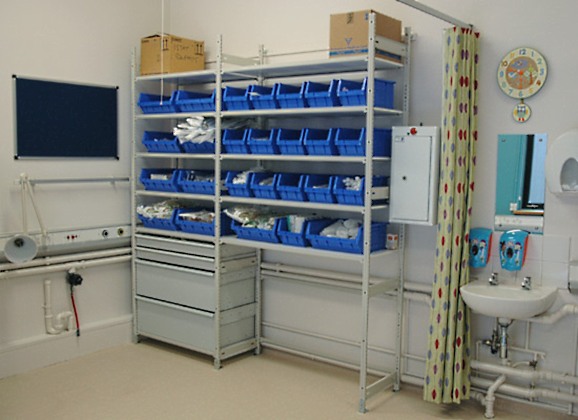https://www.ezrshelving.com/user/solutions/hospital-ward-storage-solution1.jpg